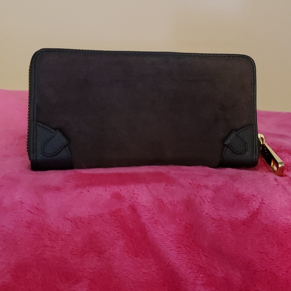 Juicy Couture wallet - Picture 2 of 4